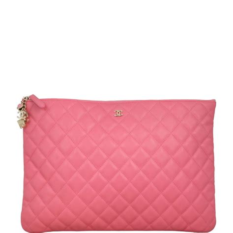 chanel casino o case